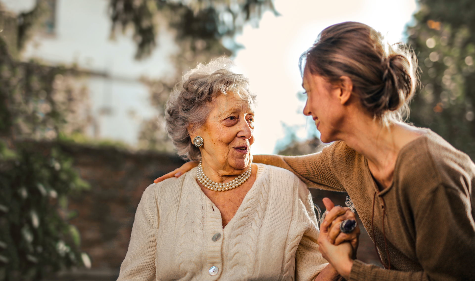 Pensionsoro växer för den åldrande befolkningen: utmaningar och samhällsreflektion